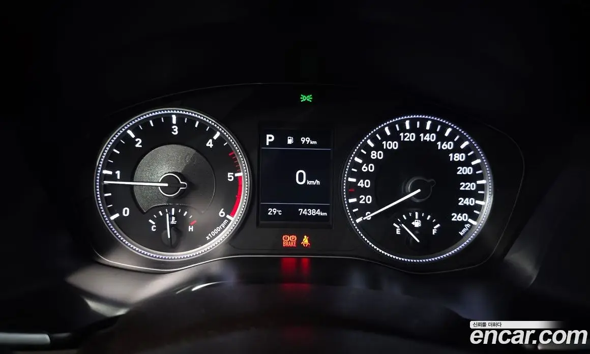 Hyundai Santa Fe 2018 2.0 автомат (гидро), фото 11