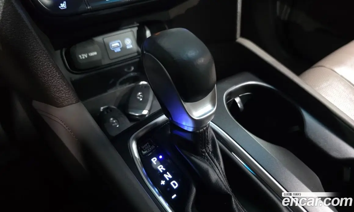 Hyundai Santa Fe 2018 2.0 автомат (гидро), фото 12