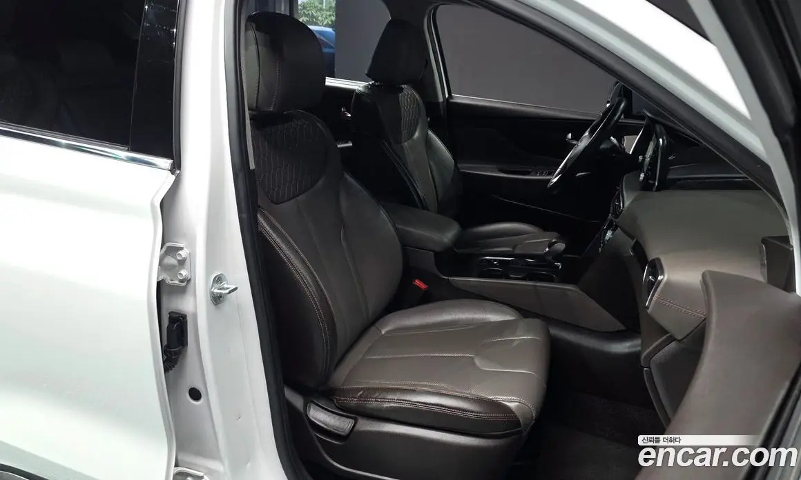 Hyundai Santa Fe 2018 2.0 автомат (гидро), фото 16