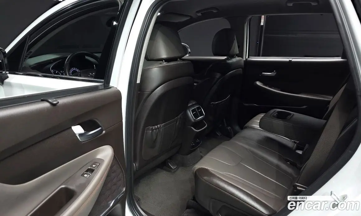 Hyundai Santa Fe 2018 2.0 автомат (гидро), фото 17
