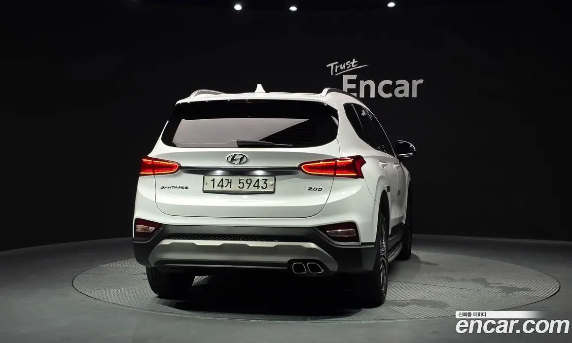 Hyundai Santa Fe 2018 2.0 автомат (гидро), фото 4
