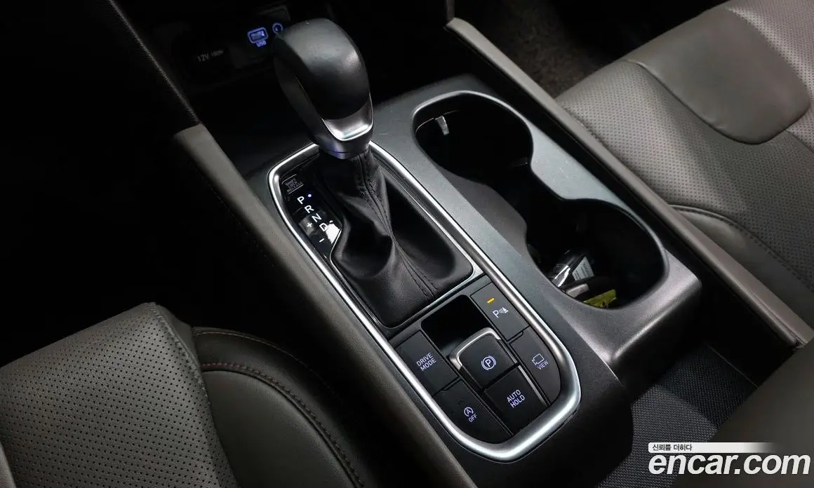 Hyundai Santa Fe 2018 2.0 автомат (гидро), фото 12