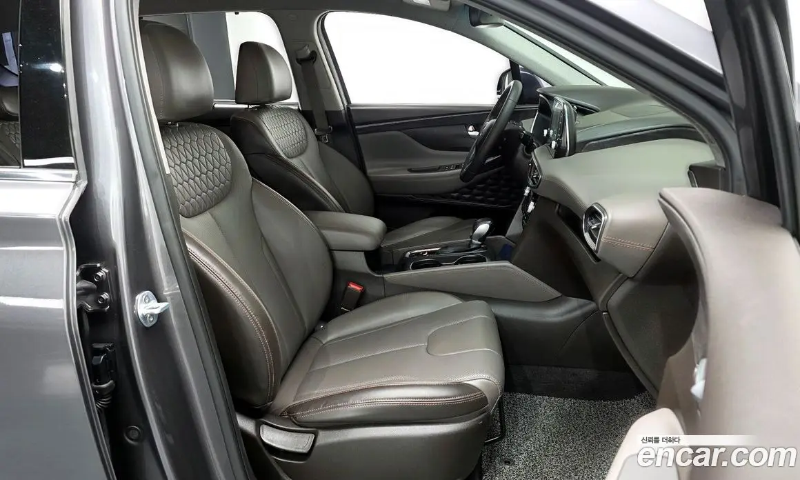 Hyundai Santa Fe 2018 2.0 автомат (гидро), фото 16