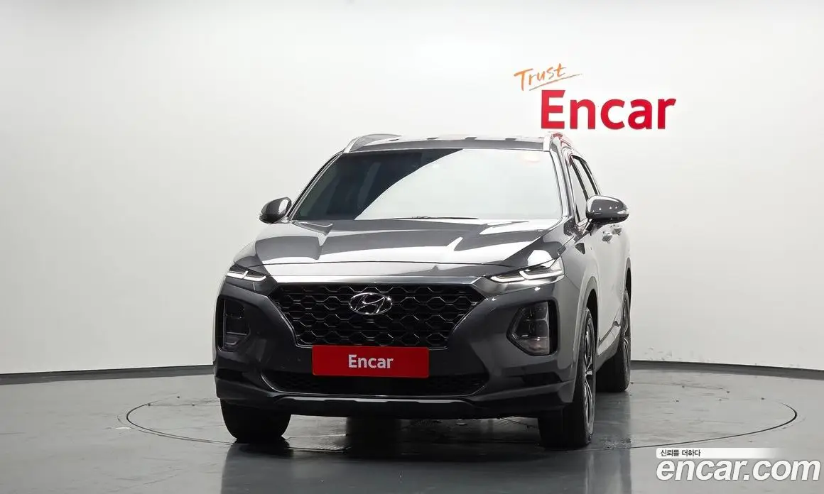 Hyundai Santa Fe 2018 2.0 автомат (гидро), фото 3