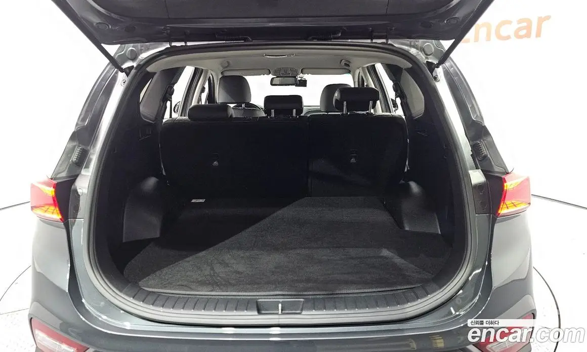 Hyundai Santa Fe 2018 2.0 автомат (гидро), фото 15