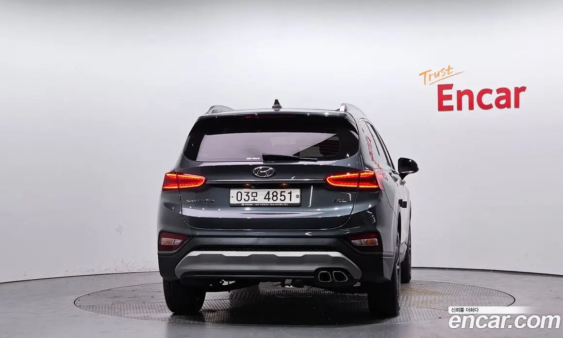 Hyundai Santa Fe 2018 2.0 автомат (гидро), фото 4