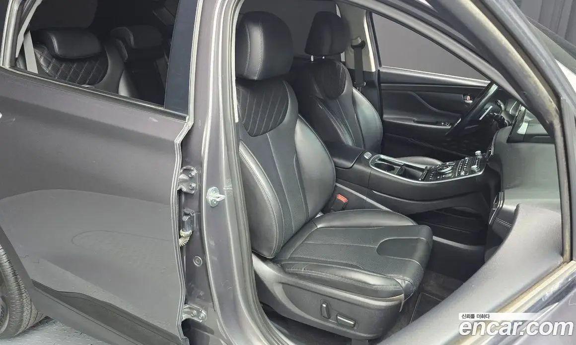 Hyundai Santa Fe 2022 2.2 автомат (гидро), фото 12