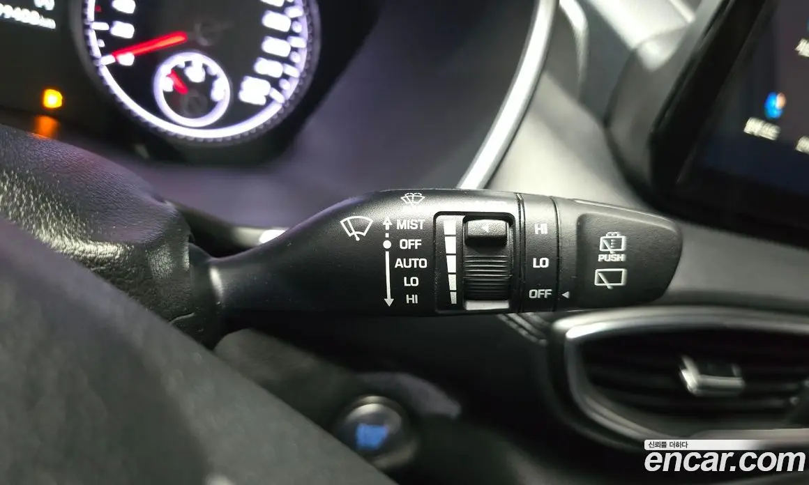 Hyundai Santa Fe 2022 2.2 автомат (гидро), фото 17