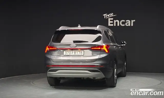 Hyundai Santa Fe 2022 2.2 автомат (гидро), миниатюра 4