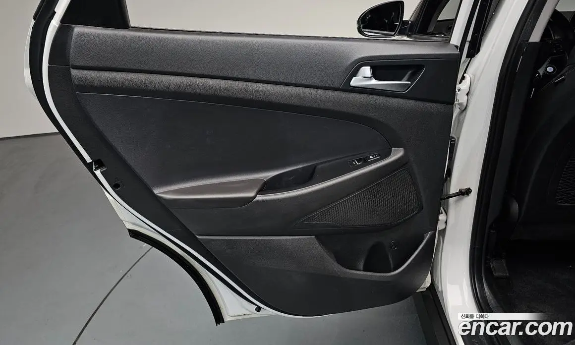 Hyundai Tucson 2018 1.6 автомат (гидро), фото 15