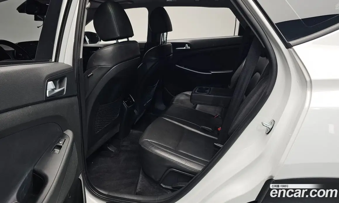 Hyundai Tucson 2018 1.6 автомат (гидро), фото 16