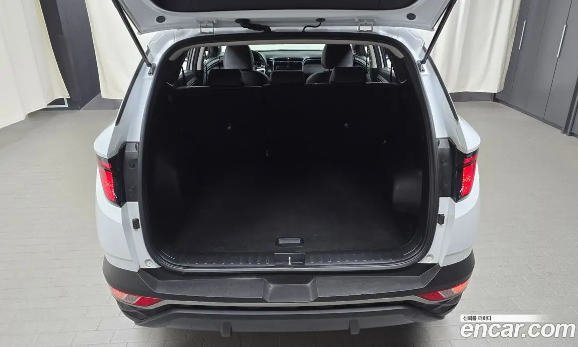 Hyundai Tucson 2022 1.6 автомат (гидро), фото 20