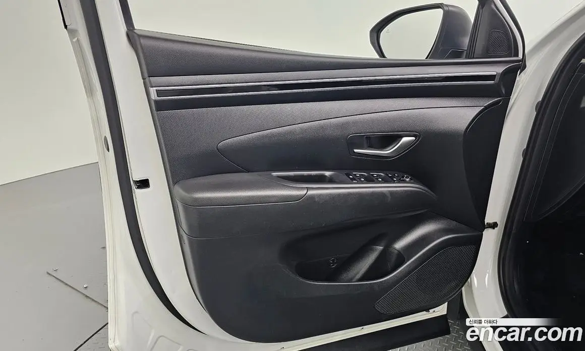 Hyundai Tucson 2022 1.6 автомат (гидро), фото 14