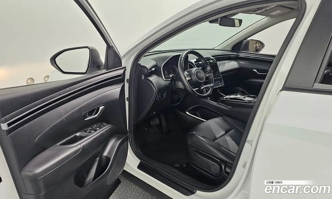 Hyundai Tucson 2022 1.6 автомат (гидро), фото 16