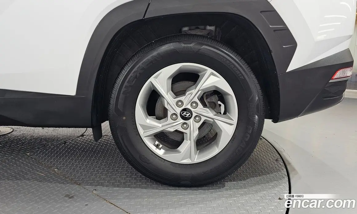 Hyundai Tucson 2022 1.6 автомат (гидро), фото 7