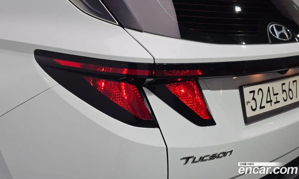 Hyundai Tucson 2022 1.6 автомат (гидро), фото 9