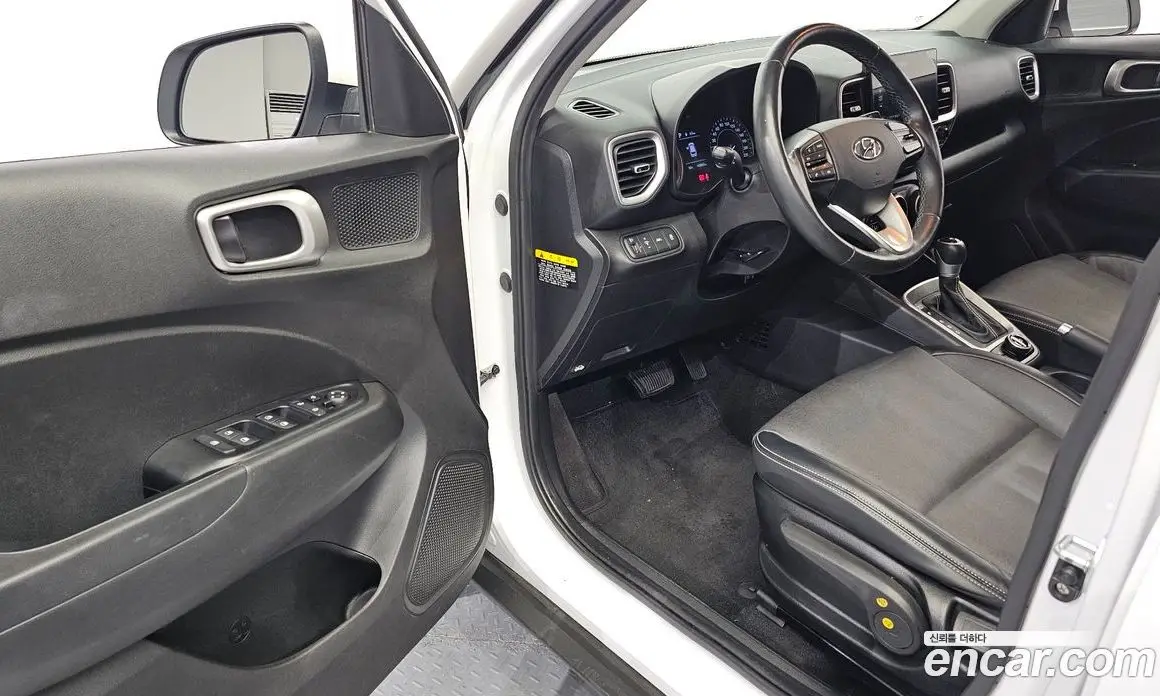 Hyundai Venue 2019 1.6 автомат (гидро), фото 13