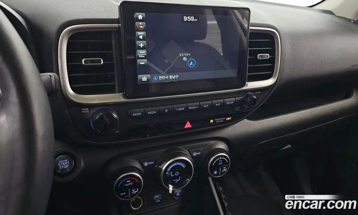 Hyundai Venue 2019 1.6 автомат (гидро), фото 20
