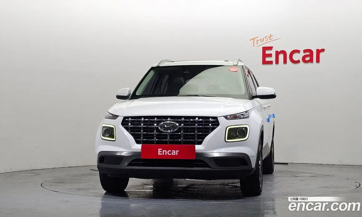 Hyundai Venue 2019 1.6 автомат (гидро), фото 3