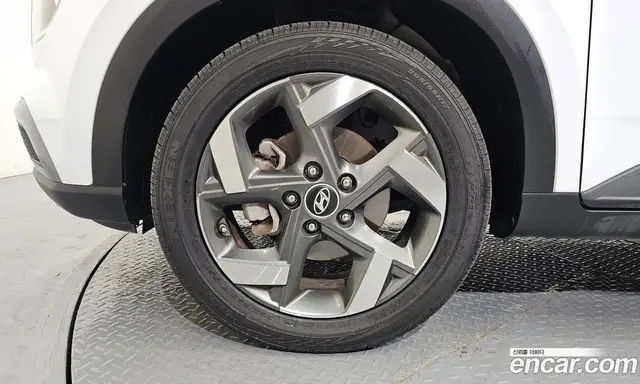 Hyundai Venue 2019 1.6 автомат (гидро), миниатюра 5