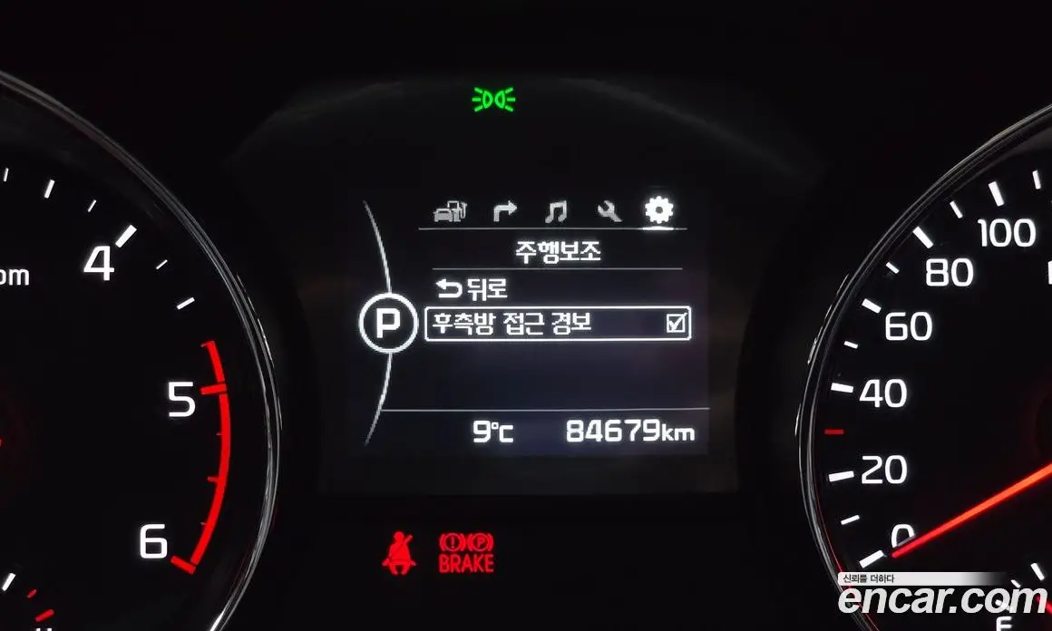 Kia Carnival 2018 2.2 автомат (гидро), фото 16