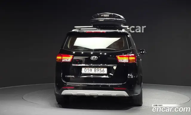 Kia Carnival 2018 2.2 автомат (гидро), миниатюра 4