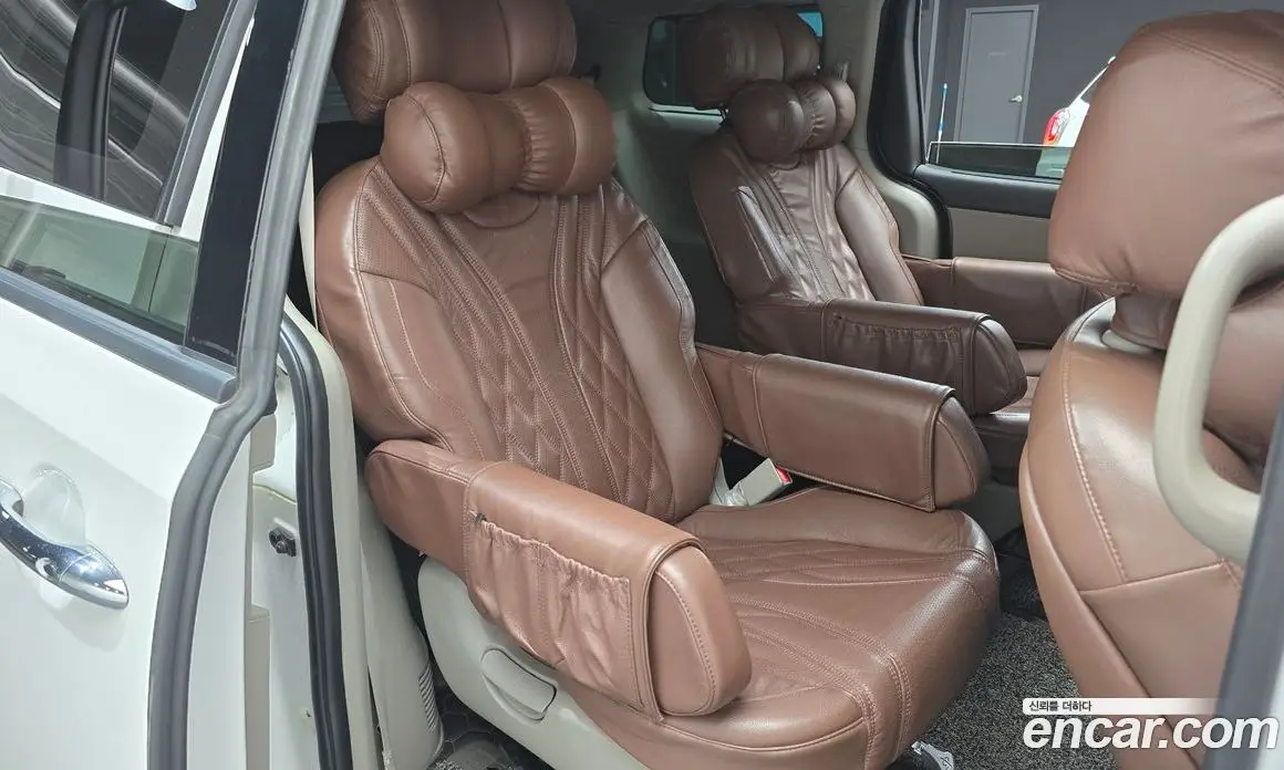 Kia Carnival 2018 2.2 автомат (гидро), фото 12