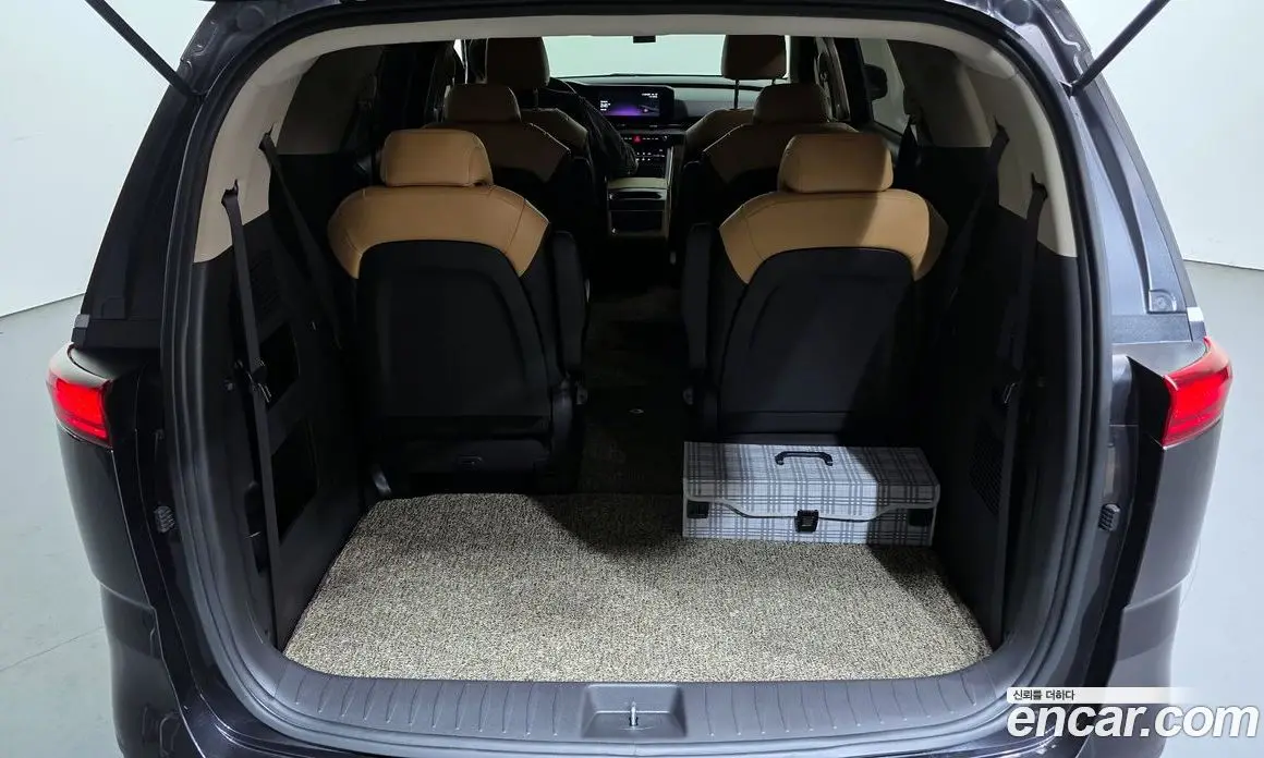 Kia Carnival 2022 2.2 автомат (гидро), фото 20