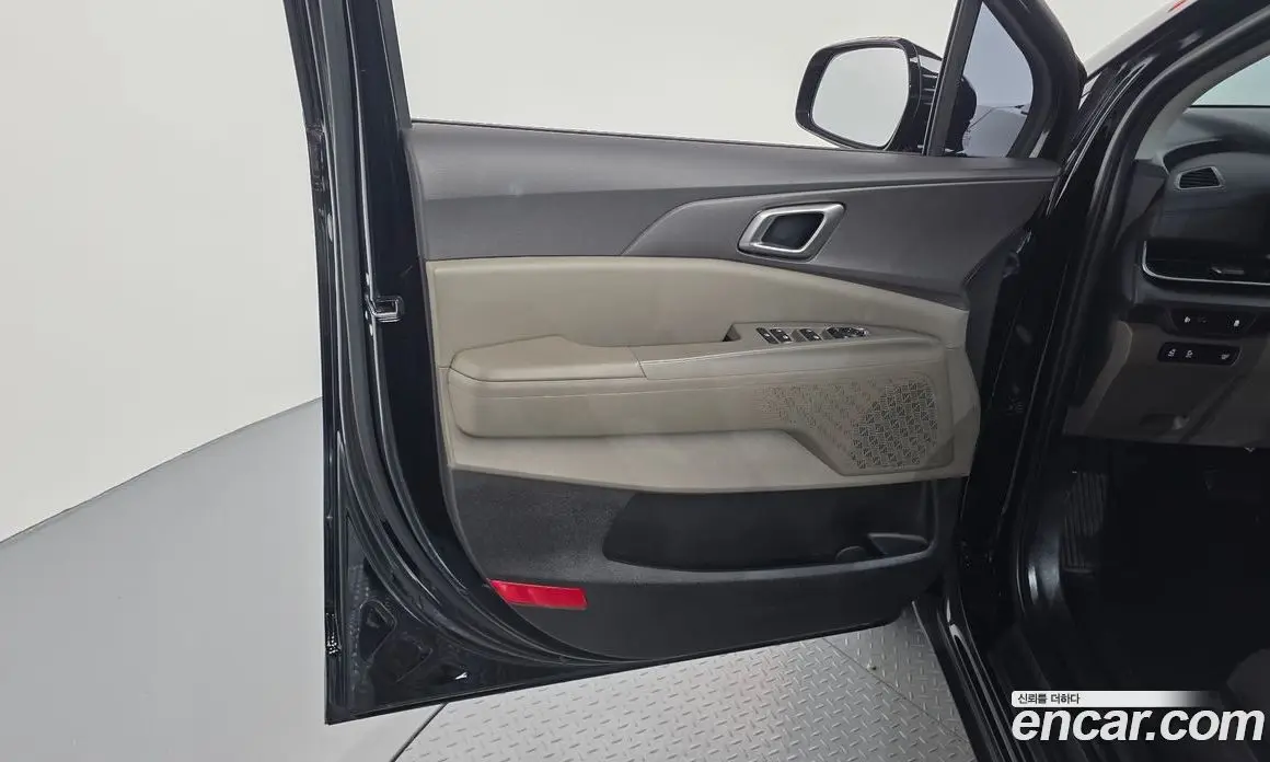 Kia Carnival 2024 2.2 автомат (гидро), фото 15