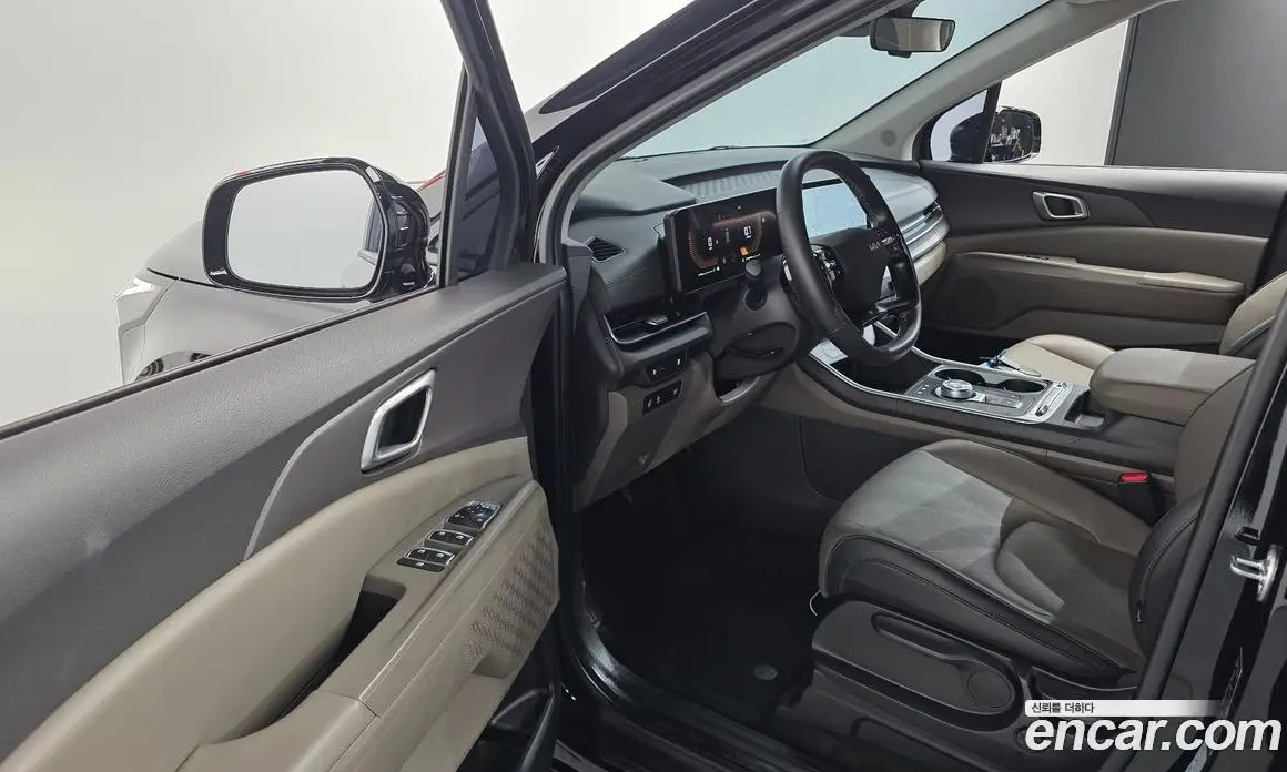 Kia Carnival 2024 2.2 автомат (гидро), фото 17