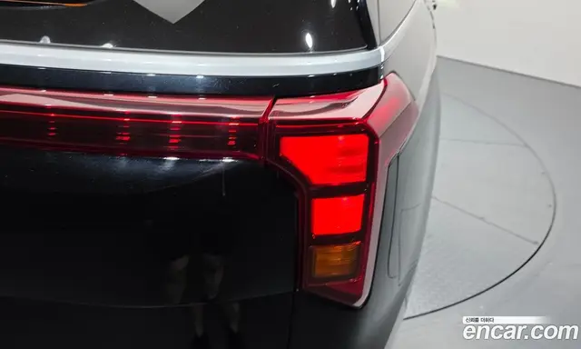 Kia Carnival 2024 2.2 автомат (гидро), миниатюра 9