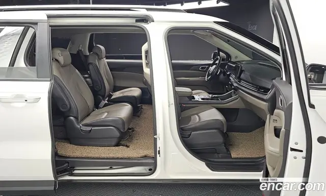 Kia Carnival 2024 2.2 автомат (гидро), миниатюра 12