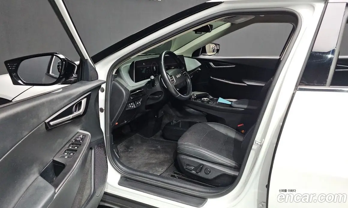 Kia EV6 2022 0.1 автомат (гидро), фото 10 Kia EV6 2022 0.1 автомат (гидро), фото 10