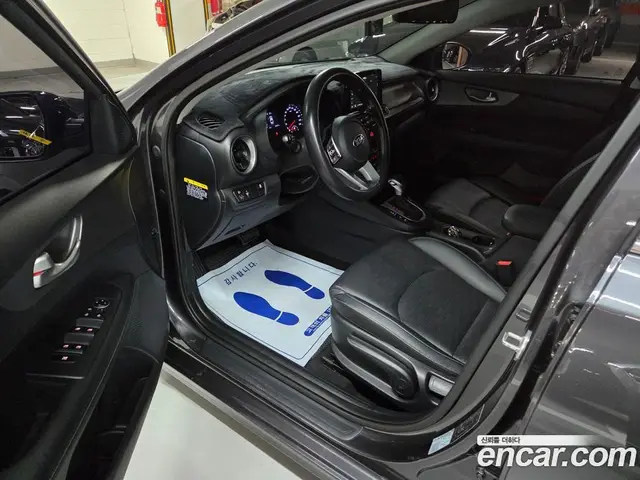 Kia K3 2018 1.6 автомат (гидро), миниатюра 9