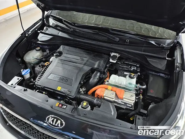 Kia Niro 2018 1.6 автомат (гидро), миниатюра 6 Kia Niro 2018 1.6 автомат (гидро), миниатюра 6