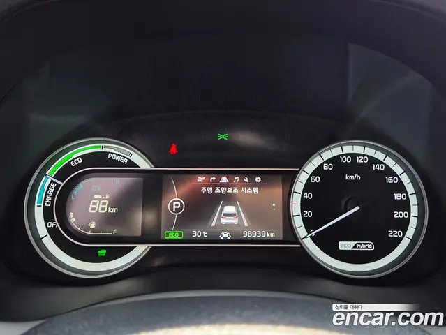 Kia Niro 2018 1.6 автомат (гидро), миниатюра 8 Kia Niro 2018 1.6 автомат (гидро), миниатюра 8