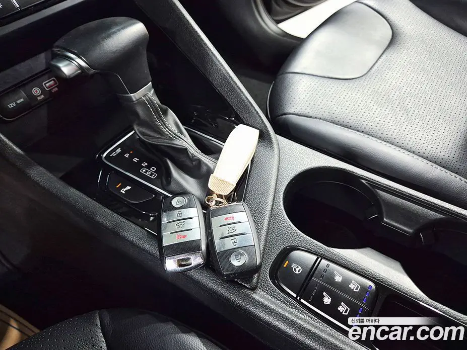 Kia Niro 2018 1.6 автомат (гидро), фото 9 Kia Niro 2018 1.6 автомат (гидро), фото 9