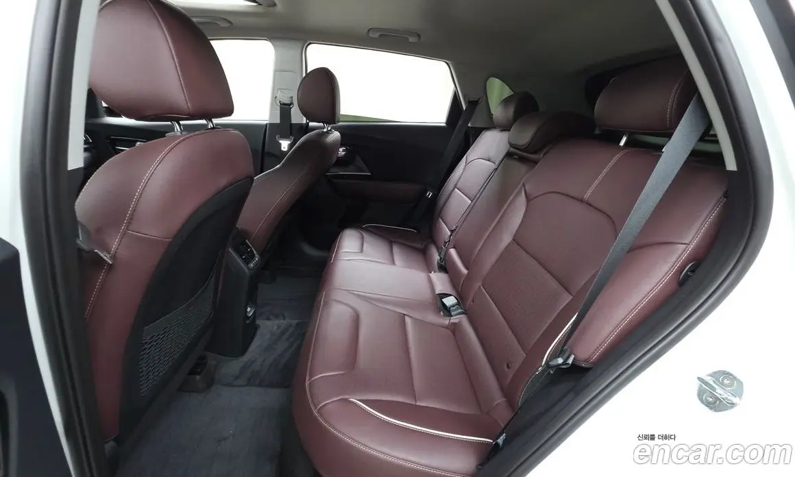 Kia Niro 2020 1.6 автомат (гидро), фото 18