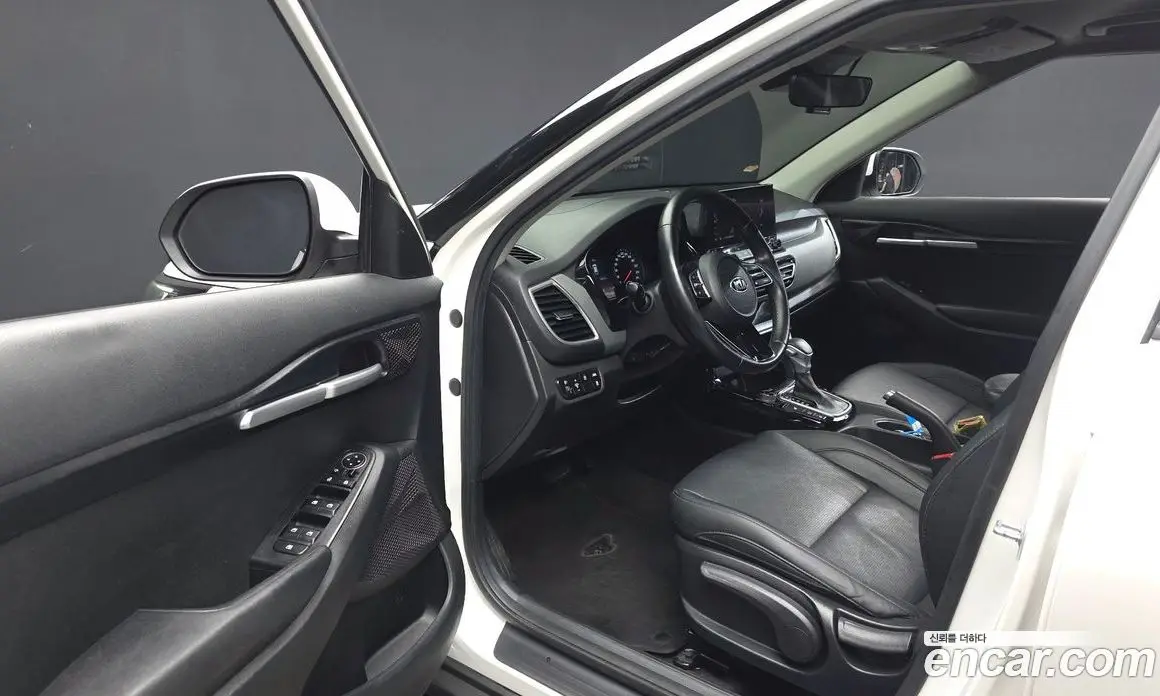 Kia Seltos 2021 1.6 автомат (гидро), фото 10