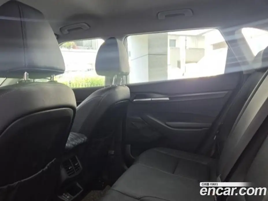Kia Seltos 2024 2.0 автомат (гидро), фото 15 Kia Seltos 2024 2.0 автомат (гидро), фото 15
