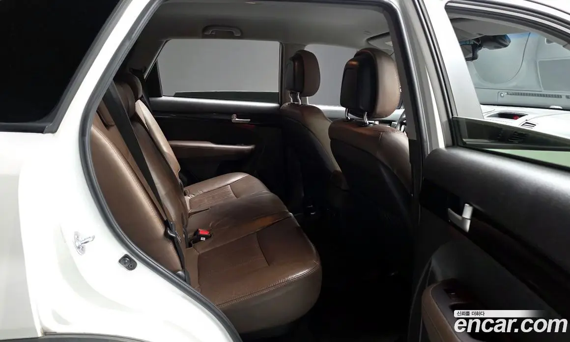 Kia Sorento 2011 2.0 автомат (гидро), фото 11
