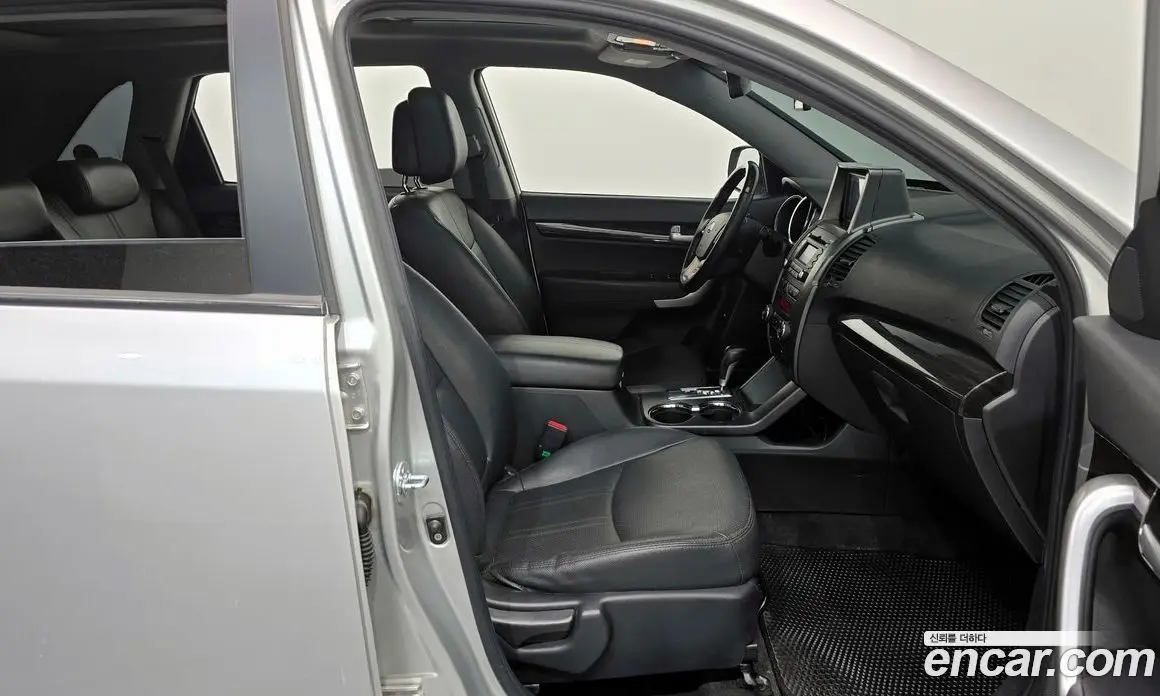 Kia Sorento 2012 2.0 автомат (гидро), фото 12 Kia Sorento 2012 2.0 автомат (гидро), фото 12