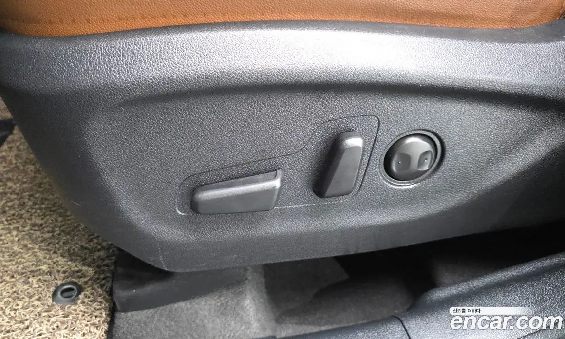 Kia Sorento 2017 2.2 автомат (гидро), фото 18 Kia Sorento 2017 2.2 автомат (гидро), фото 18