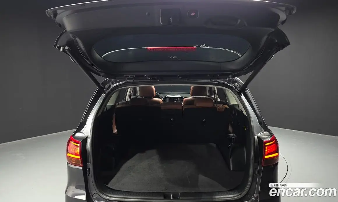 Kia Sorento 2017 2.2 автомат (гидро), фото 20 Kia Sorento 2017 2.2 автомат (гидро), фото 20