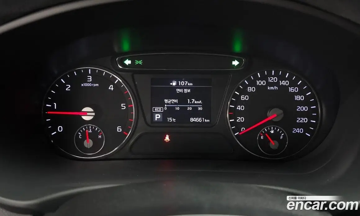 Kia Sorento 2017 2.2 автомат (гидро), фото 8 Kia Sorento 2017 2.2 автомат (гидро), фото 8