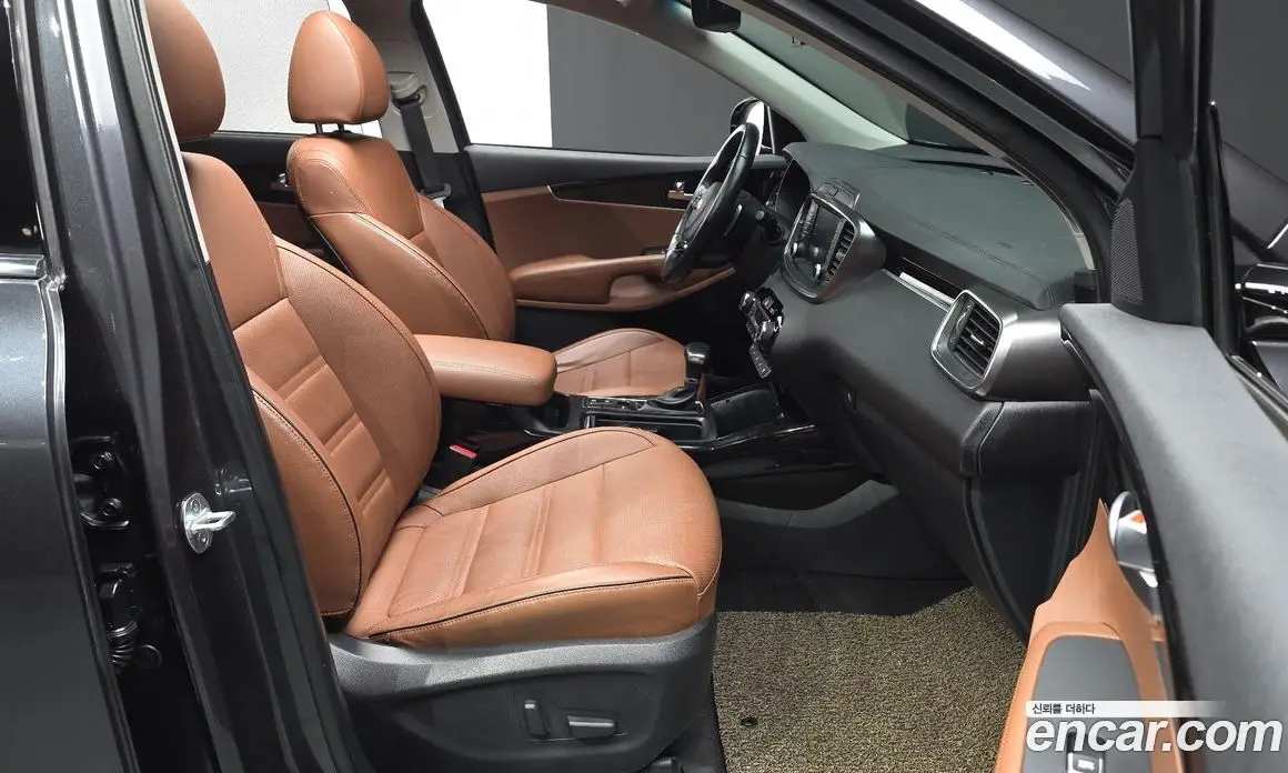 Kia Sorento 2017 2.2 автомат (гидро), фото 10 Kia Sorento 2017 2.2 автомат (гидро), фото 10