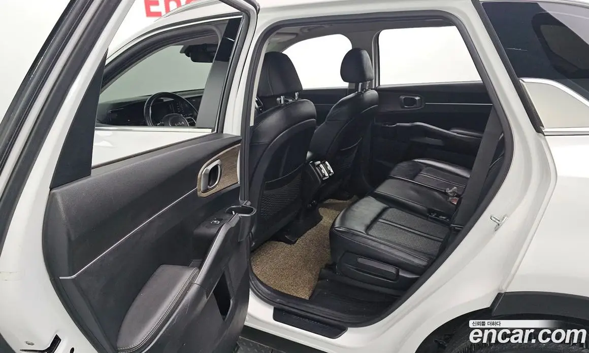 Kia Sorento 2021 2.2 автомат (гидро), фото 12