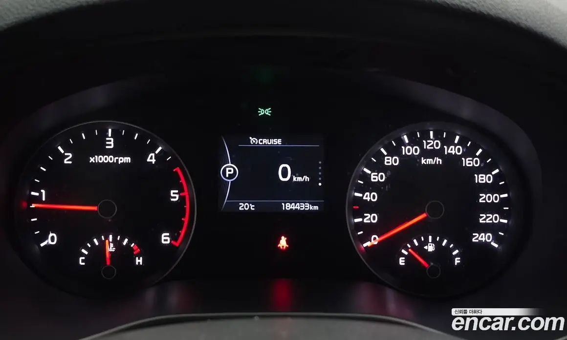 Kia Sportage 2015 2.0 автомат (гидро), фото 8 Kia Sportage 2015 2.0 автомат (гидро), фото 8