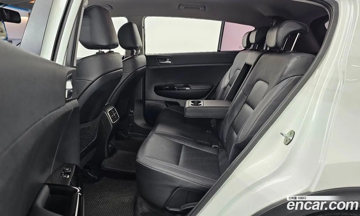 Kia Sportage 2017 2.0 автомат (гидро), фото 12