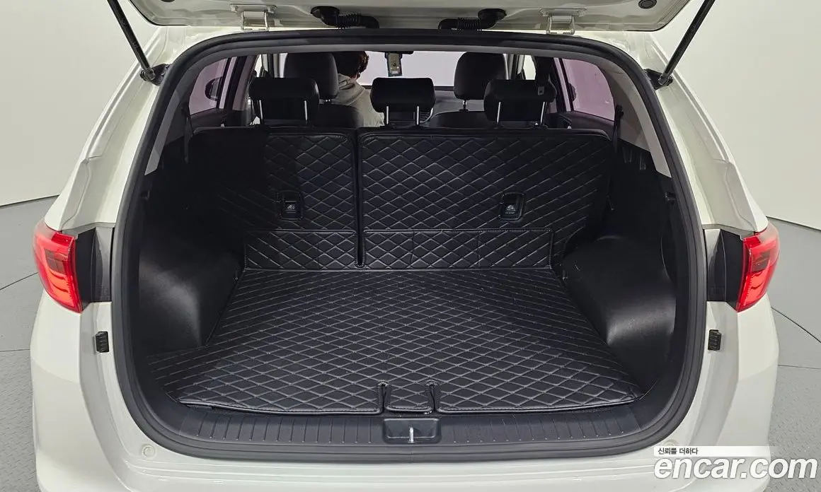 Kia Sportage 2017 2.0 автомат (гидро), фото 20